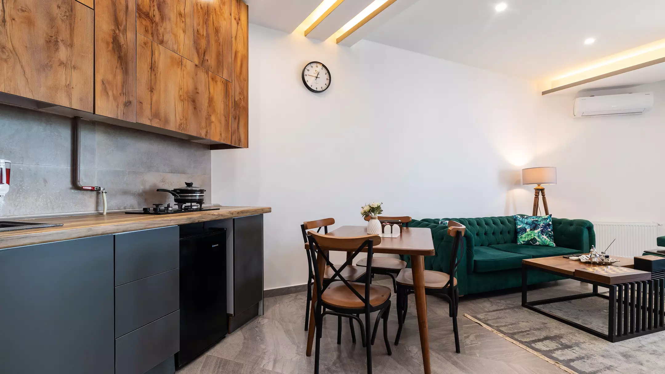 Alibaba https://cdn.alibaba.ir/ostorage/hotel-accommodation-images/685a623aa1e6f83605b73953_دبل وی‌آی‌پی (1).webp